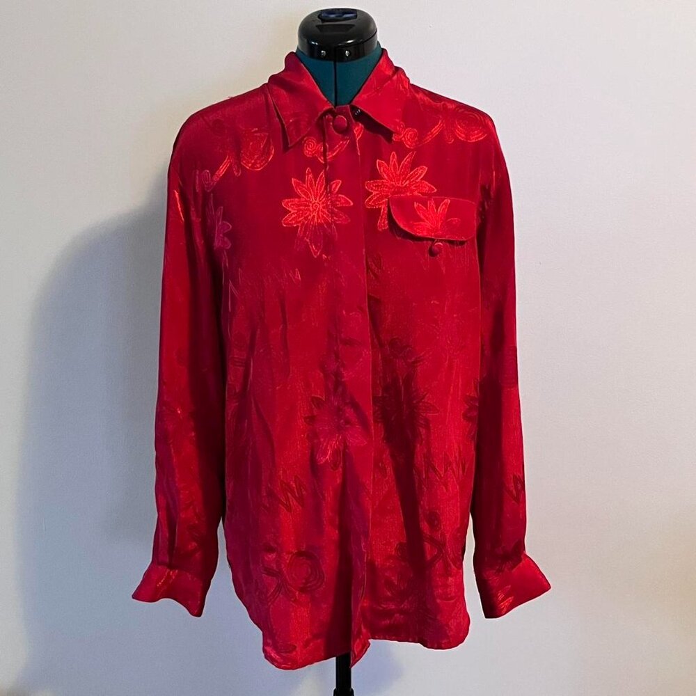 HOLIDAY SALE 50% OFF! //Vintage Tess Red Patterned Long Sleeve Button Down Shirt